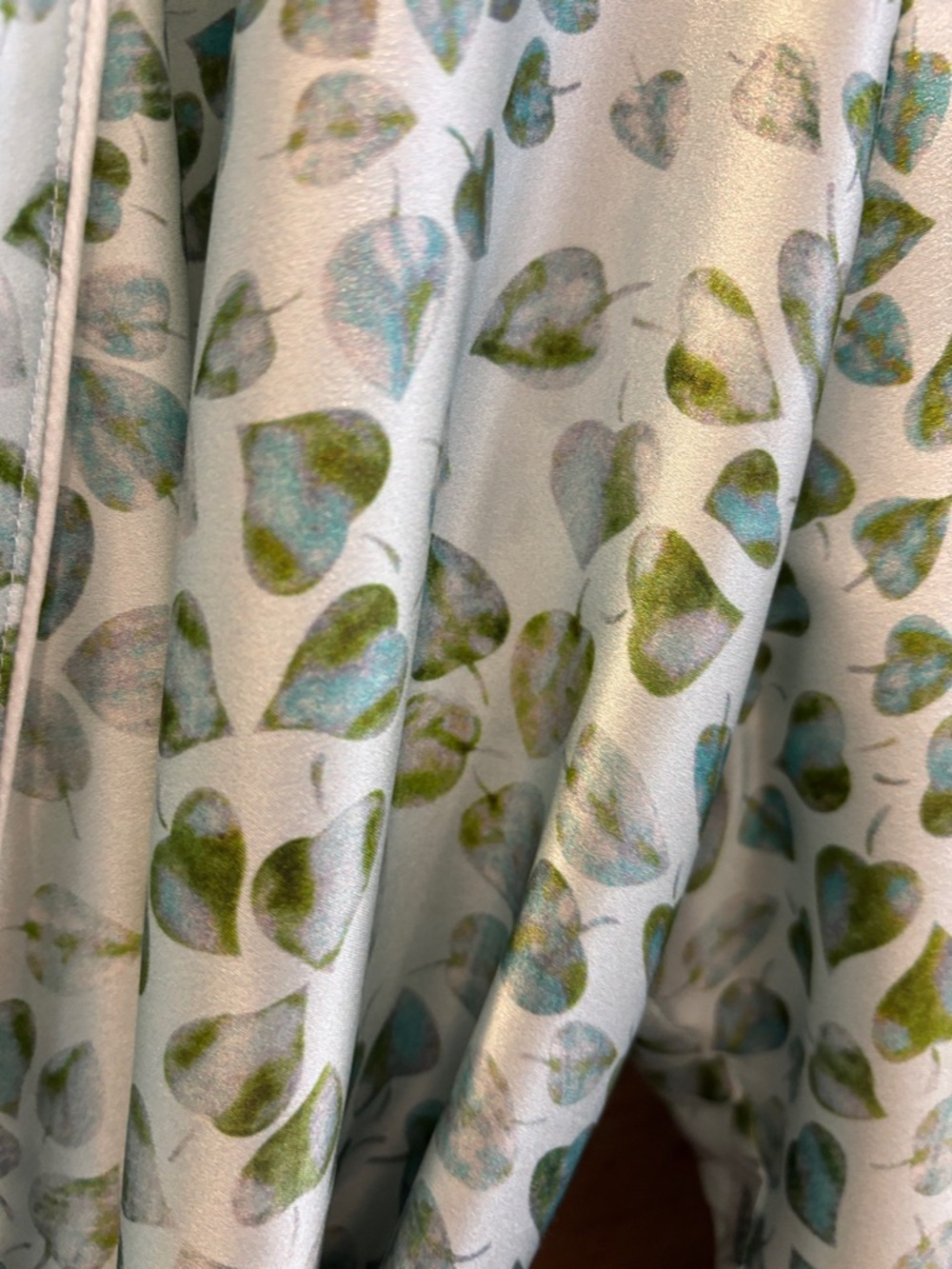 NWOT Silk Robe - Picture 3 of 4